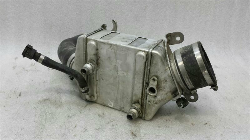 BMW 7 series F01 F02 Intercooler 7575404 Intercooler