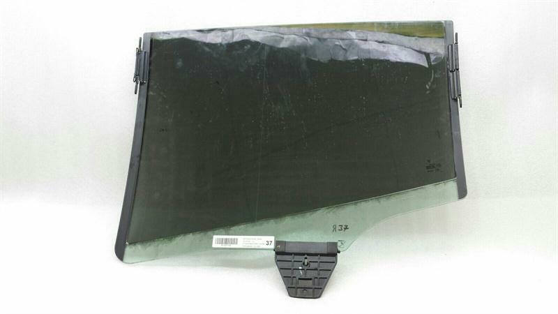Porsche Panamera 970 Right Rear Door Glass 97054451200 Door Window Rear Right