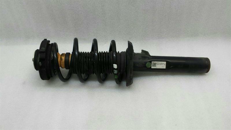 Audi Q3 8U shock absorber front 5N0413031AE shock absorber front