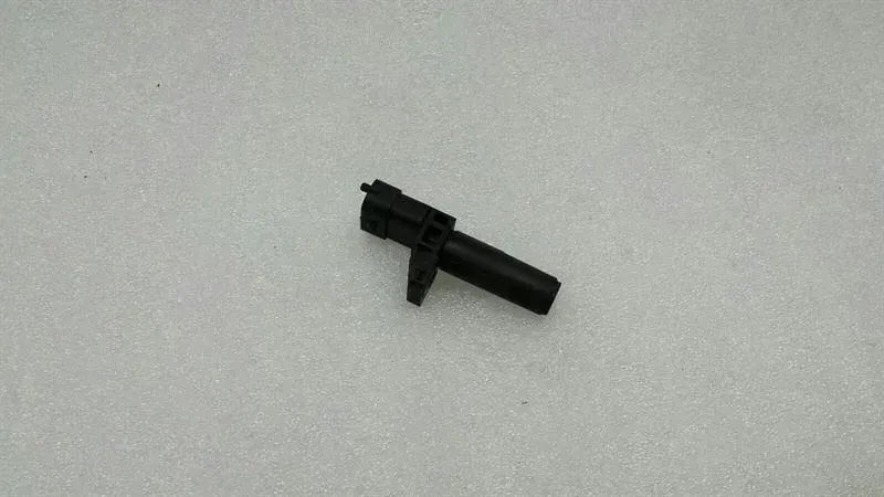 Mercedes C Class W204 Crankshaft Sensor A2761530128 Crankshaft Sensor Sensor