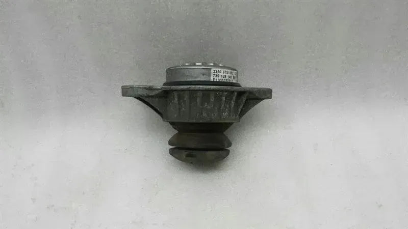 BMW 5 Series F07 GT rear shock absorber mount 6781682 shock absorber carrier