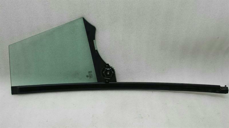BMW 5 Series F07 GT Right Rear 1/4 Glass 7197886 Door Glass 1/4 Rear Right
