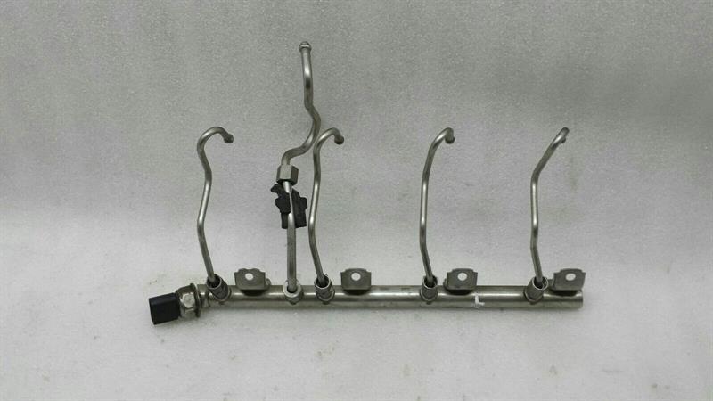 BMW 5 Series F07 GT Tube Distributor Right 7547600 Right Fuel Rail N63 550i