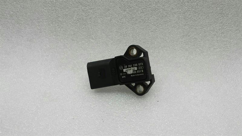 VW Golf Map Sensor 038906051D Intake Temperature Sensor 2010 GTI CCZ 2.0