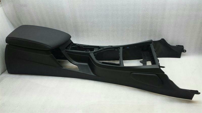 BMW 1 Series F21 F20 RHD armrest 51169230138 right handlebar