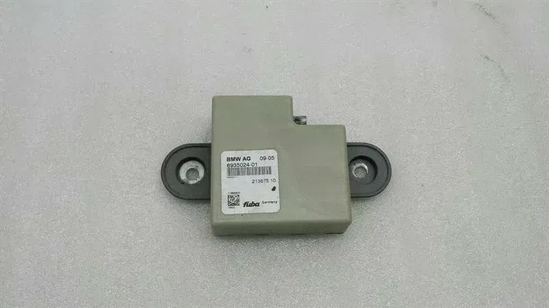 BMW 7 series E66 Facelift Aerial / Antenna 6935024 Antenna