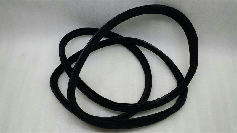 BMW 7 series E66 Rear door seal 51727044948 Türdichtungen hinten ANTHRAZIT