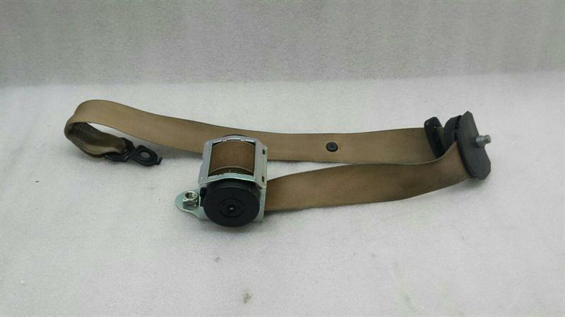 Mercedes R Class W251 seat belt front belt Li A2518607185 front seat belt
