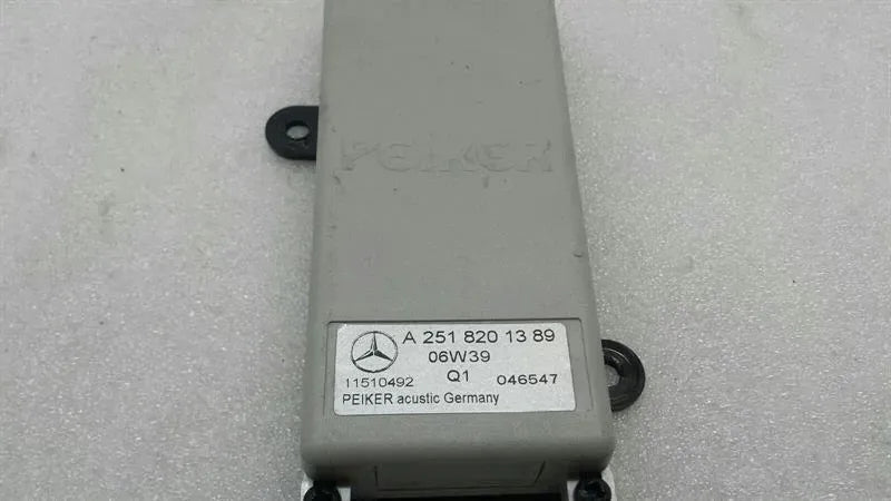 Mercedes R Class W251 Amplifier A2518201389 Amplifier