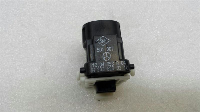 Mercedes C Class W203 Window Switch A2038200210 Switch