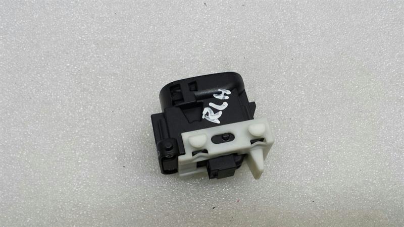 Mercedes C Class W203 Window Switch A2038200210 Switch
