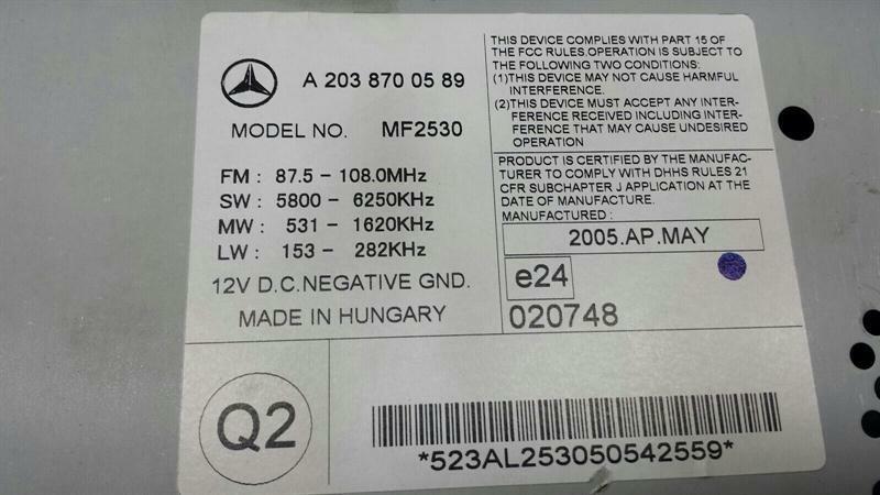 Mercedes C Class W203 CD player A2038700589 audio system controller
