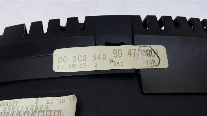 Mercedes C Class W203 Instrument Cluster A2035409047 Speedometer MPH UK