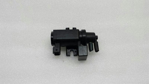 BMW 7 series E65 E66 pressure converter 7796634 pressure converter