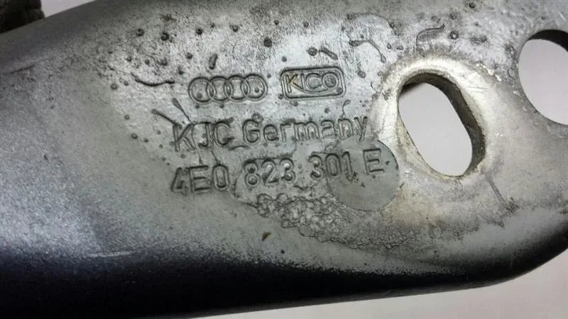 Audi A8 8E Bonnet Hinge LHS 4E0823301E Bonnet Hinge Left