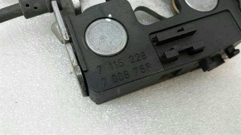 BMW 5 Series E60 E61 Motorhaube Fanghaken 7008755 Bonnet Catch Assembly