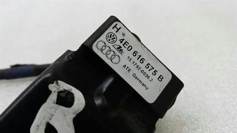 AUDI A8 8E ACCELEROMETER 3D0907651 AIR SPRING DAMPER SENSOR