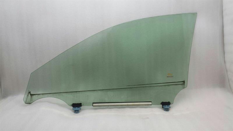 XUS IS200 Right Front Door Glass 68101-53051 Door Window Front Right
