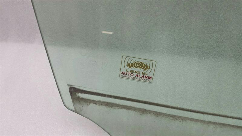 XUS IS200 Right Front Door Glass 68101-53051 Door Window Front Right