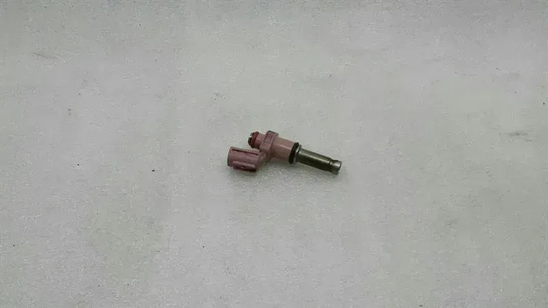 Lexus ISF IS II Fuel Injector 23250-31070 Fuel Injector 5.0i V8