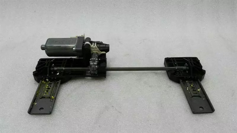 BMW 7 series E65 seat pad actuator engine 7068045 actuator seat