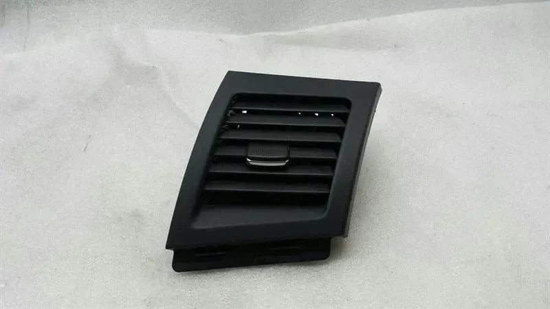 Mitsubishi Lancer X right air vent 8030A084XA ventilation nozzle ventilation grille right