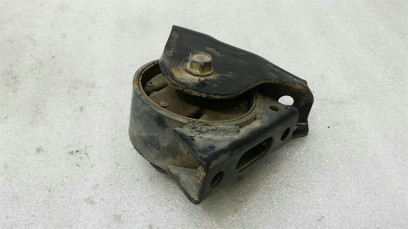 Mitsubishi Lancer X Engine Mount MN184355 Engine Mount