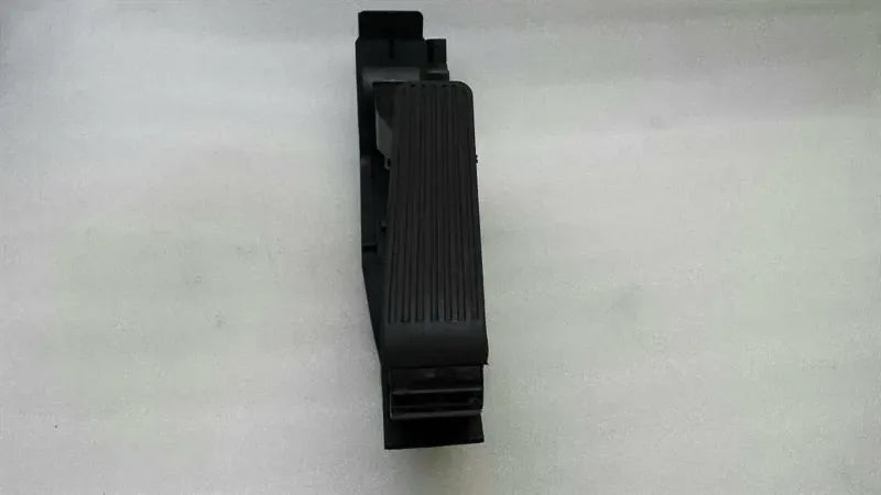 Mercedes E Class W211 W219 Accelerator Pedal A2113000504 Accelerator Pedal