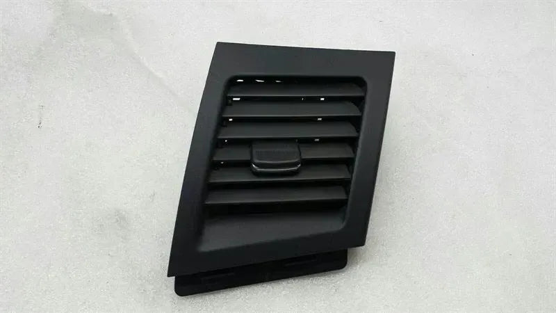 Mitsubishi Lancer X right air vent 8030A084XA ventilation nozzle ventilation grille right