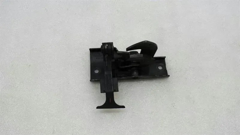 Mercedes S Class W220 Bonnet Lock A2208870227 bonnet lock