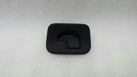 Mercedes C Class W204 mount holder front right A2048600814 holder front right