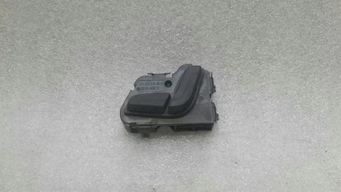 Mercedes C Class W204 Right Seat Switch A2048709010 Seat Right Switch
