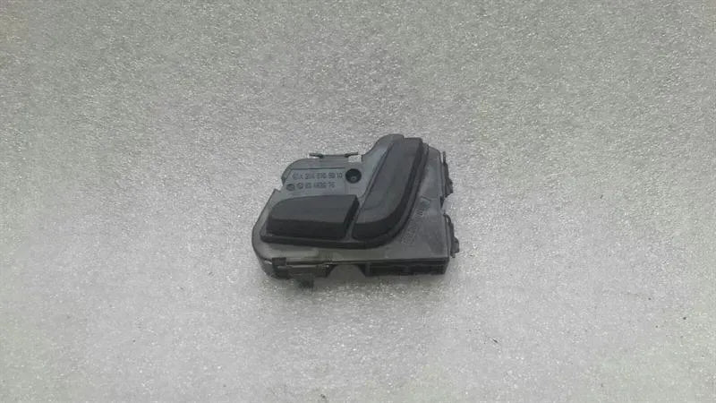 Mercedes C Class W204 Right Seat Switch A2048709010 Seat Right Switch