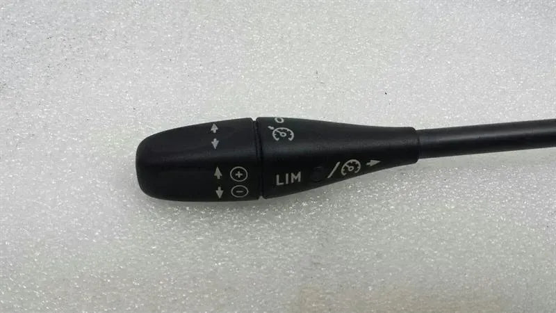 Mercedes E Class W211 Cruise Switch A0085452524 cruise control switch