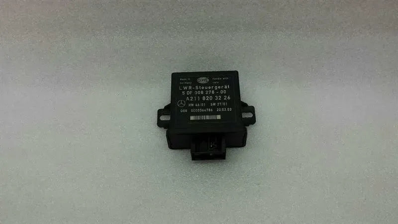 Mercedes E Class W211 Light Control Unit A2118203226 Light Control Unit