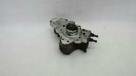 Mercedes S-Class W220 Fuel Pump Mechanical A6110701401 Fuel Pump OM611