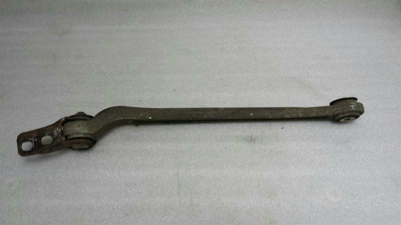 Mercedes E Class W211 Left Rear Trailing Arm A2303500329 rear handlebar