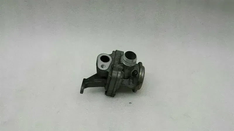Mercedes CLS W219 CLS63 AMG AGR exhaust gas recirculation A1561401060 EGR cooler