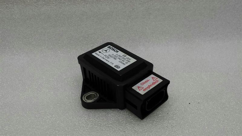 2004 Mercedes E Class E55 AMG A0025426618 ESP Acceleration Rotation Rates Sensor