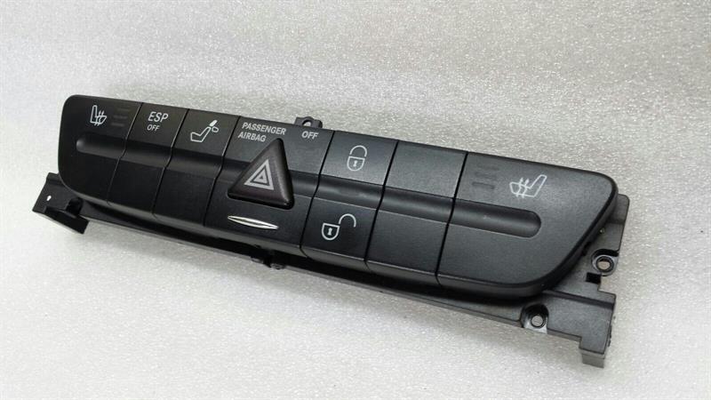 Mercedes E-class W211 Hazard Switch Set A2118217751 SWITCH BLOCK