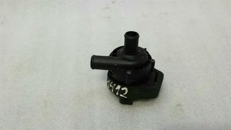 Mercedes S-class W220 Additional Cooling Pump A2118350364 Coolant Pump Pump