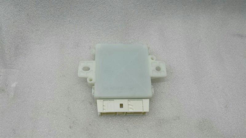 Mercedes E Class W207 W212 PTS Control Unit A2129009505 PDC Modules Parking Aid