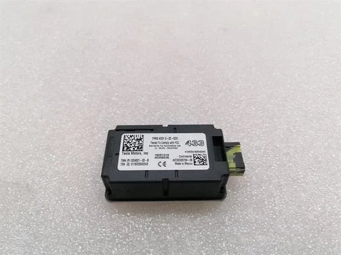 Tesla Model S 90D electronic module 1034601-00-B control unit module tire pressure