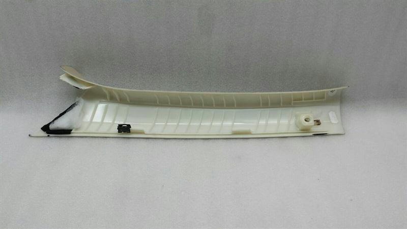 Mercedes GLK X204 Right A Post Cover A2046906925 A Pillar Cover Right