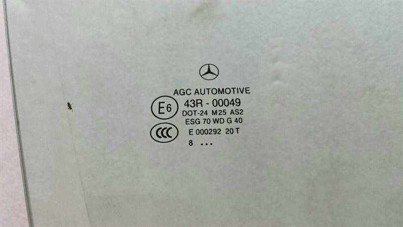 Mercedes GLK X204 right front door glass A2047250400 door window front right