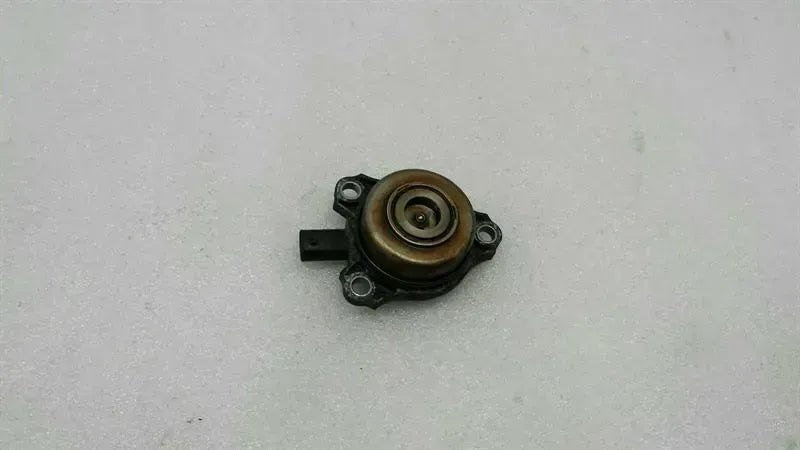 MERCEDES GLK X204 Electromagnet A2720510177 Camshaft Adjuster Magnet M272