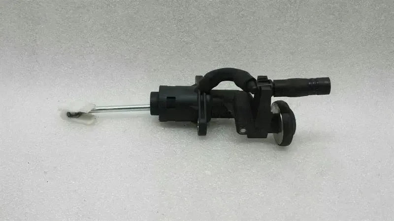 Audi A4 8K RHD Clutch Master Cylinder 8E2721401AC Right Hand Drive