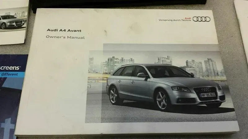 Audi A4 8K Avant Manual Service Booklet Car Maintenance Manual