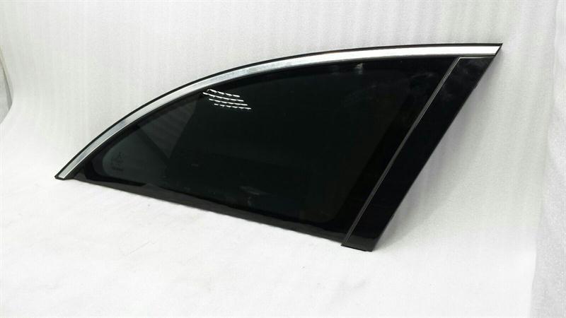 Mercedes R Class W251 1/4 Glass A2516700750 Door Window 1/4 Rear Left Dark Tint