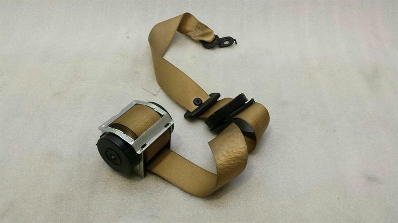 Mercedes R Class W251 Front Seat Belt A2518607285 Seat Belt Strap Front